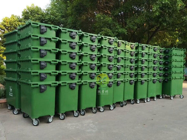 660L塑料垃圾桶批量出货及工厂生产图