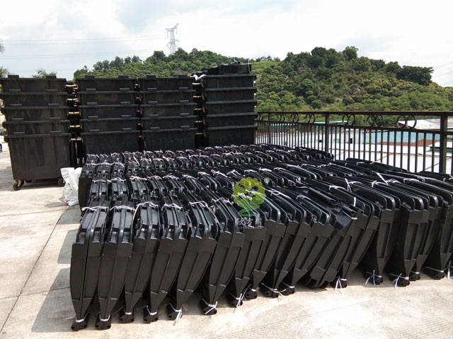 660L塑料垃圾桶批量出货及工厂生产图